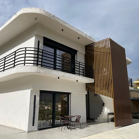 Hela Residence Орикум Екстериор снимка