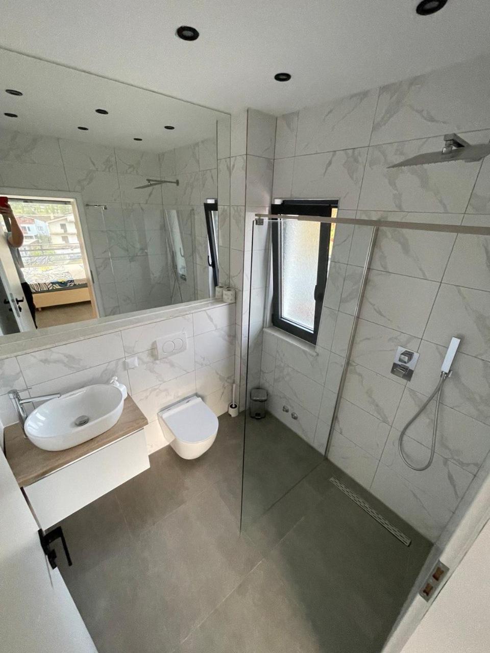 Hela Residence Орикум Екстериор снимка