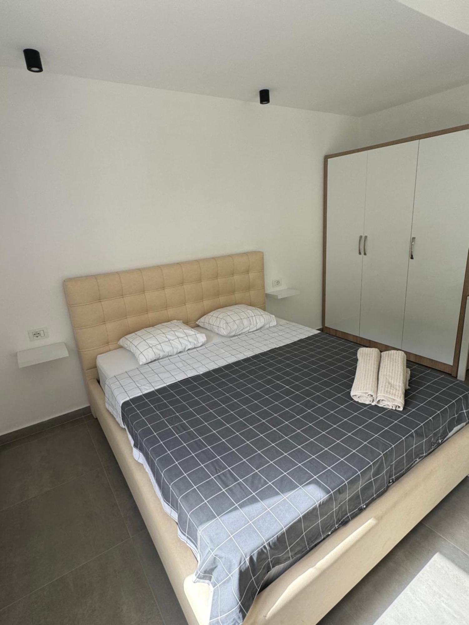 Hela Residence Орикум Екстериор снимка